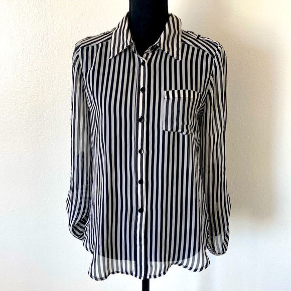 Striped shirt NWOT - Picture 1 of 4